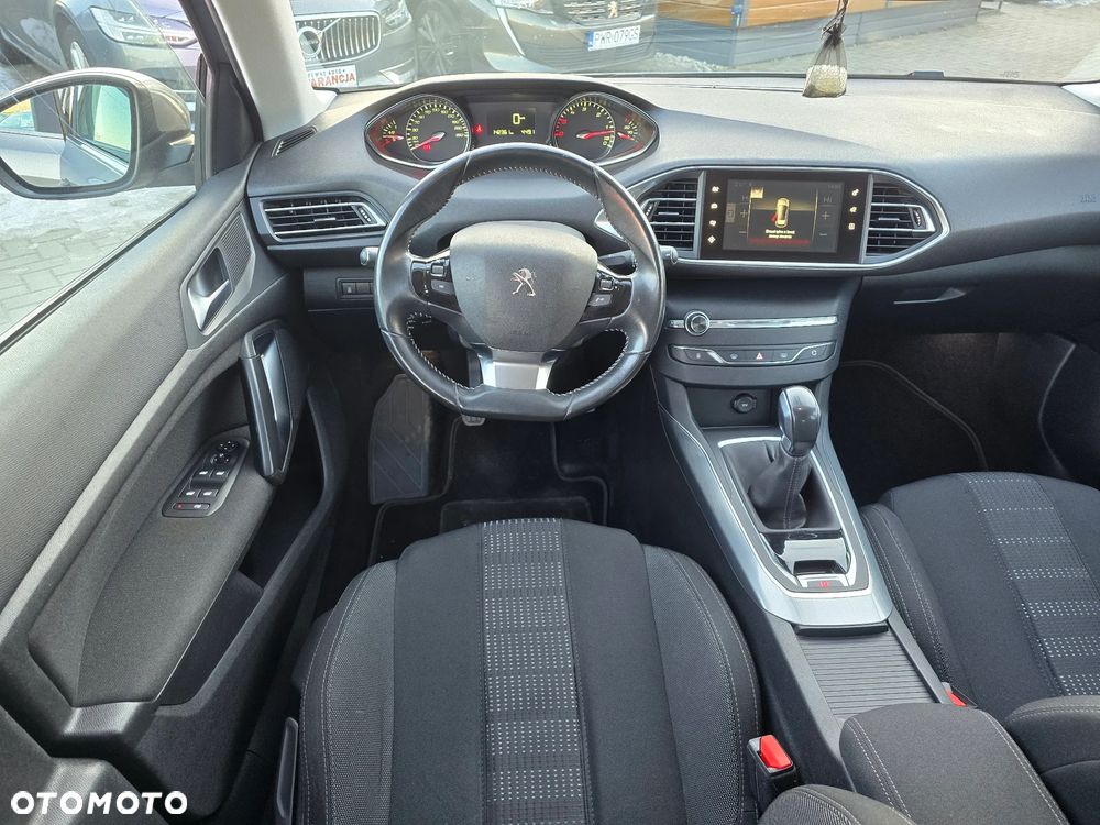 Peugeot 308 - 7