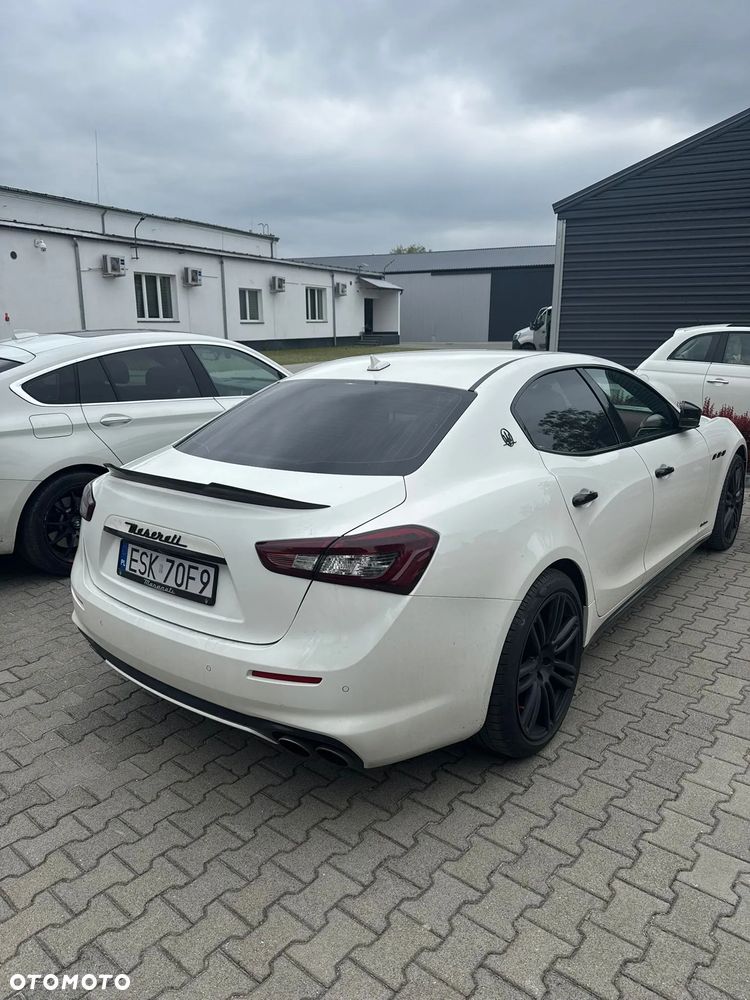 Maserati Ghibli S GranLusso - 6