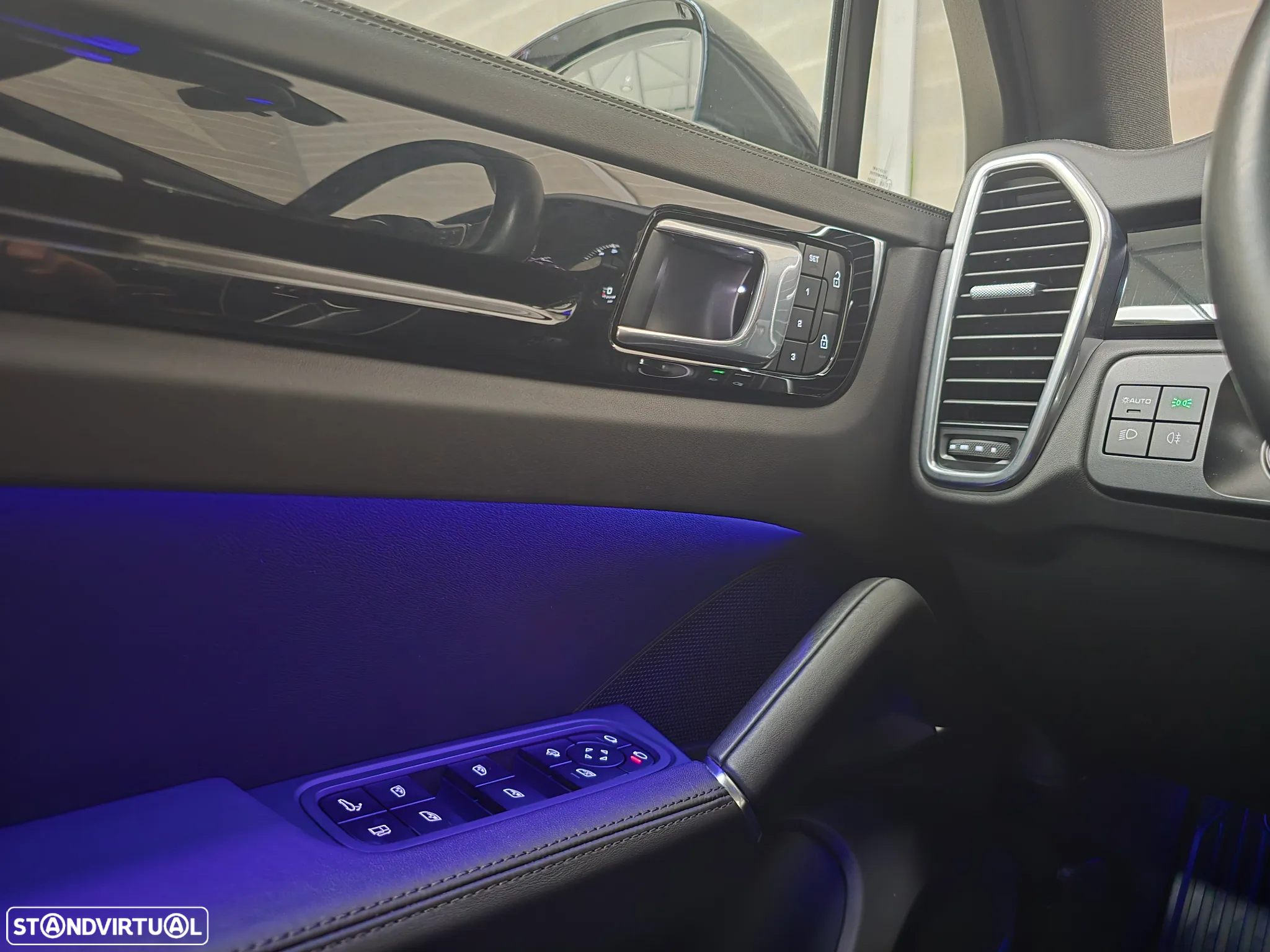 Porsche Cayenne Coupé E-Hybrid - 39