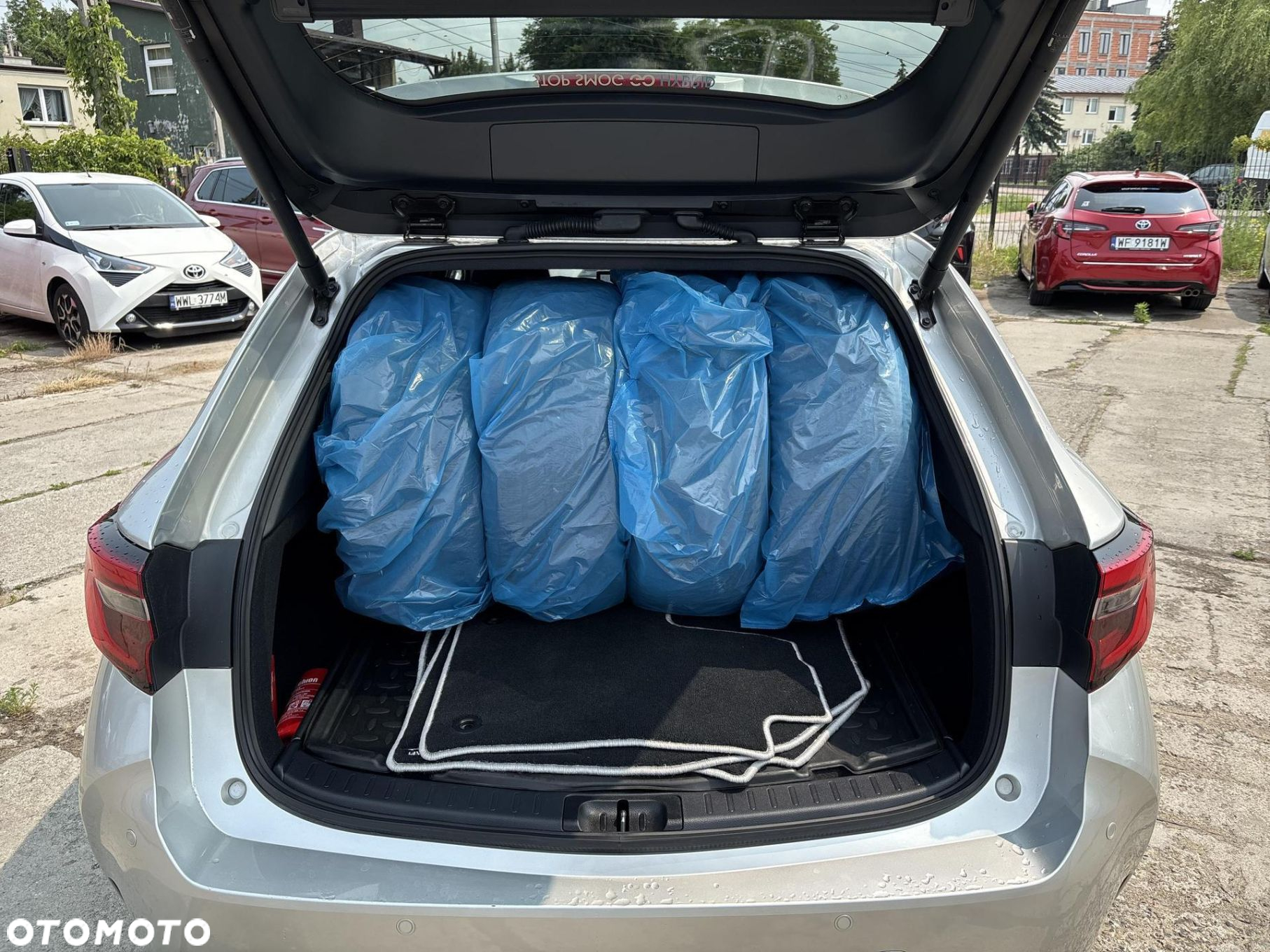 Toyota Corolla - 19