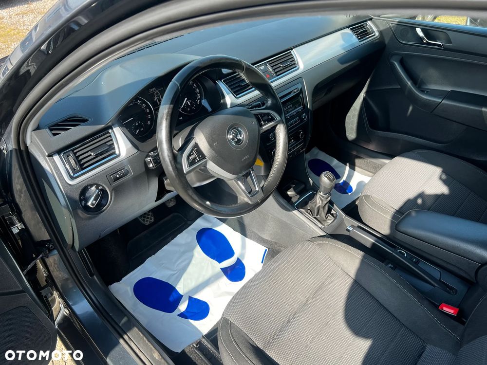 Skoda RAPID 1.6 TDI Elegance - 5