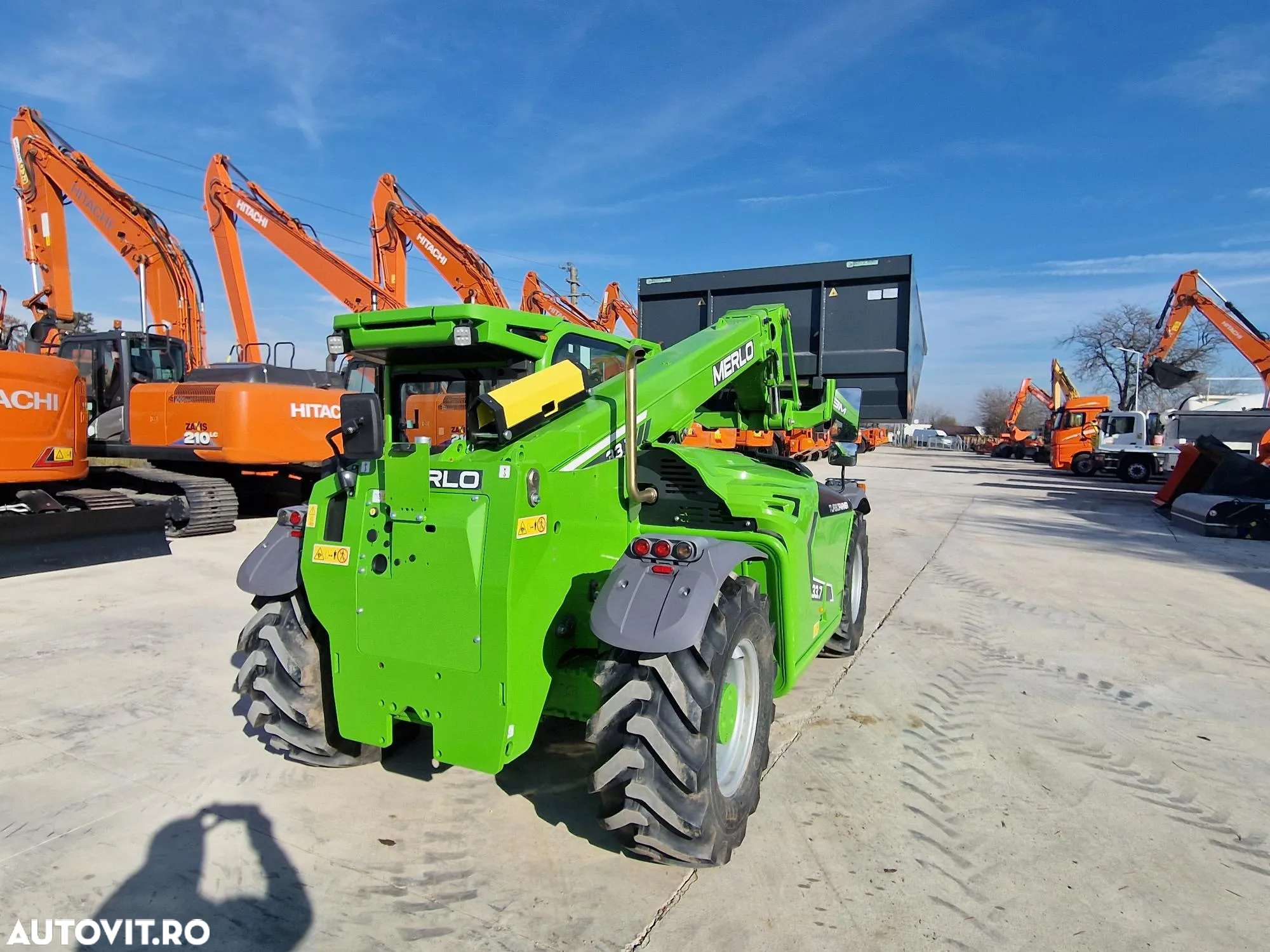 Merlo TF33.7,2024, 172h EX DEMO, Aer conditionat, Cupla rapida, furci, cupa 2,5mc, garantie 1 an, posibilitate leasing 5 ani, stare CA NOU, PROMOTIE 69900 EUR+Tva - 7