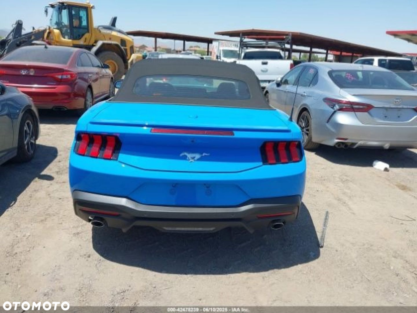 Ford Mustang - 8