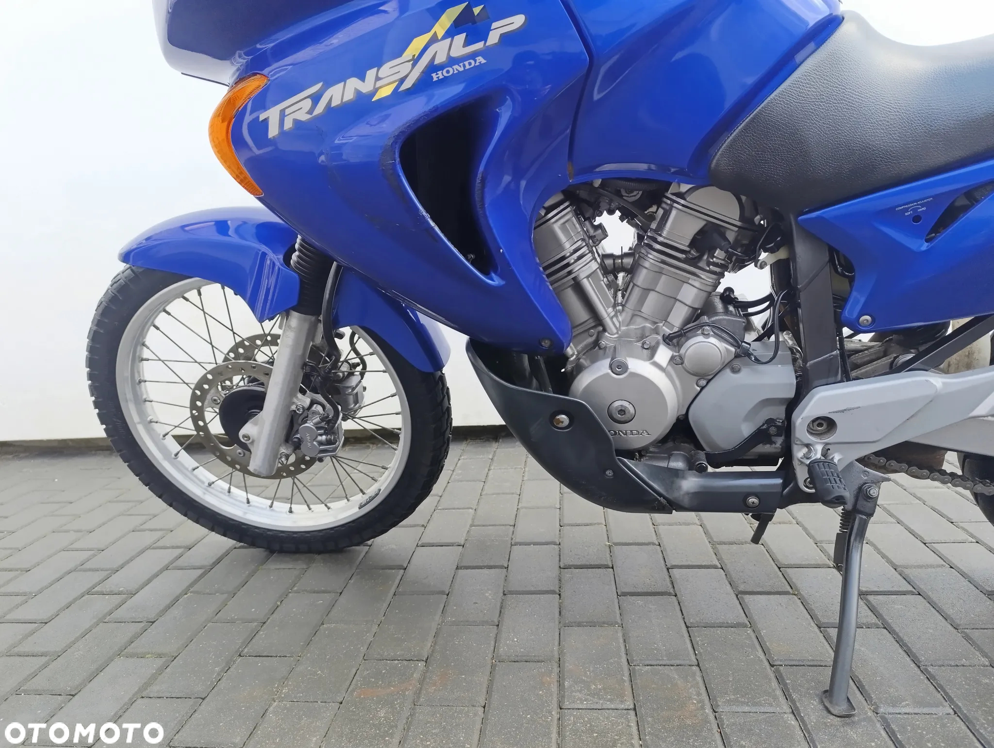 Honda Transalp - 12