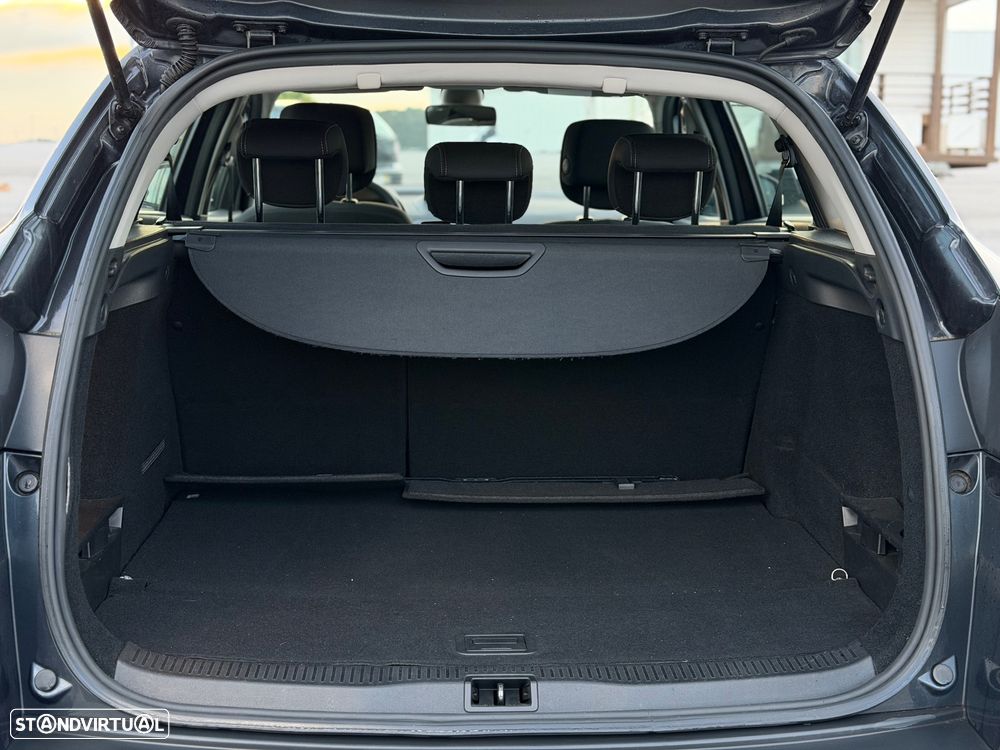 Renault Mégane Sport Tourer 1.5 dCi Comfort SS - 9