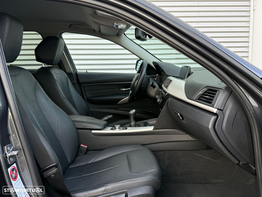 BMW 320 d Efficient Dynamics Edition Blue Perf. Luxury Line - 10