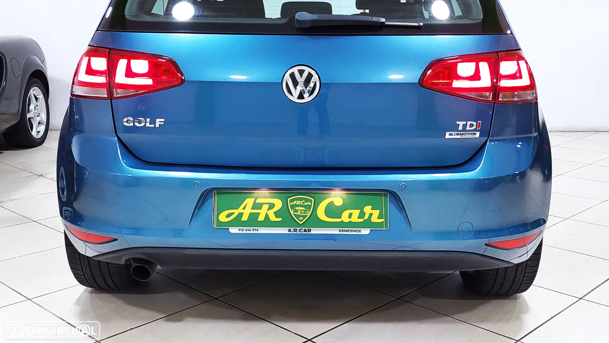 VW Golf 1.6 TDi Trendline BlueMotion - 9