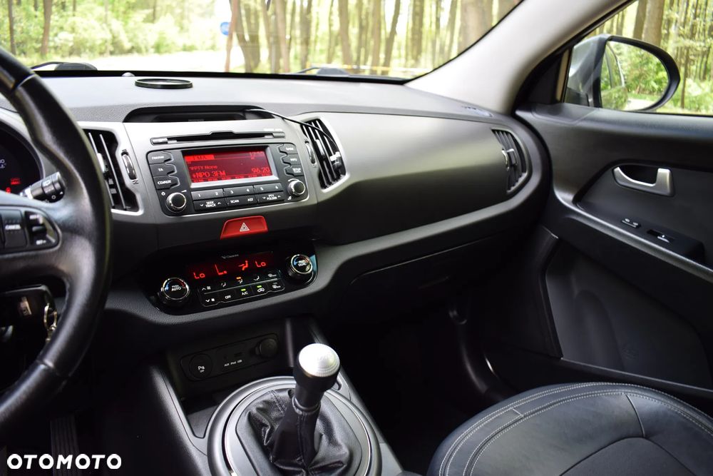 Kia Sportage 2.0 CVVT 2WD Vision - 17