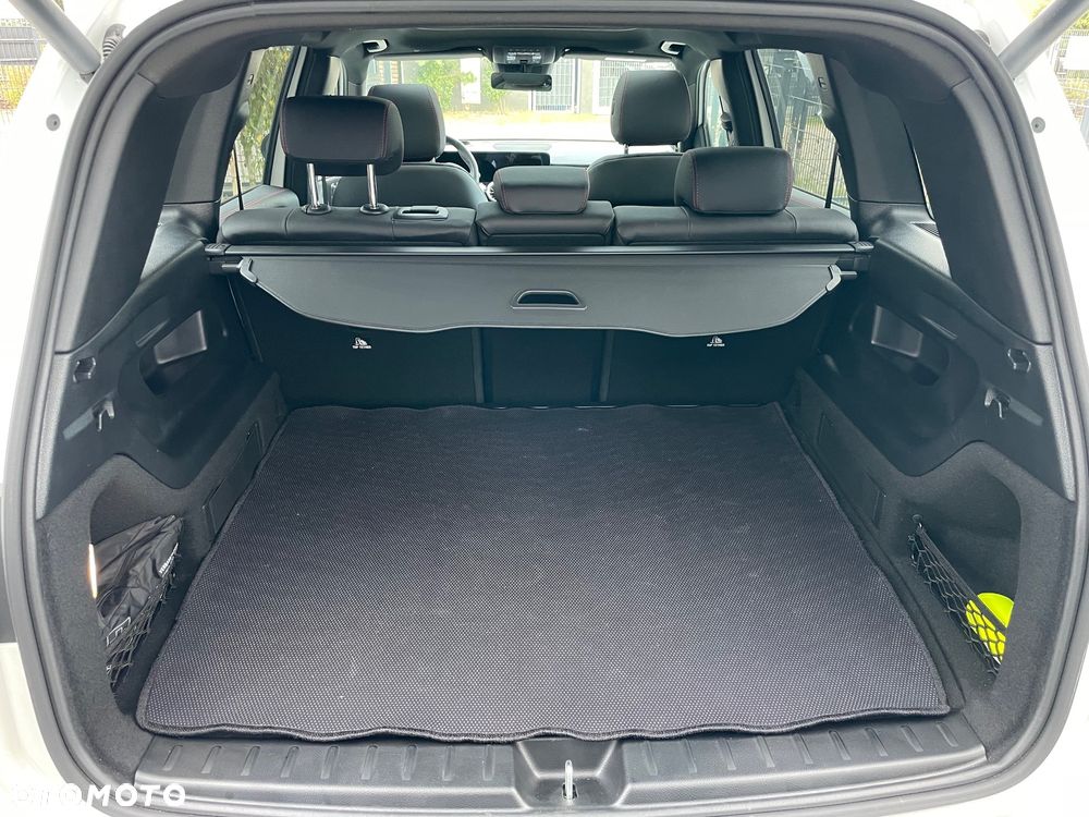 Mercedes-Benz GLB 220 mHEV 4-Matic AMG Line 8G-DCT - 11