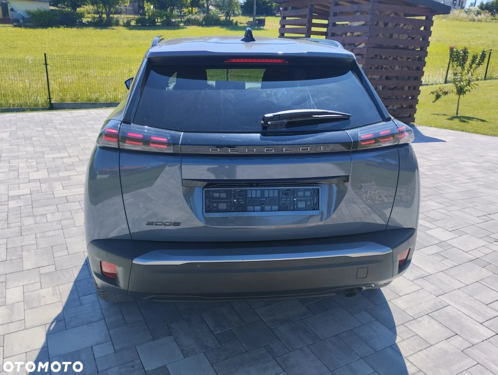 Peugeot 2008 PureTech 100 Allure - 3