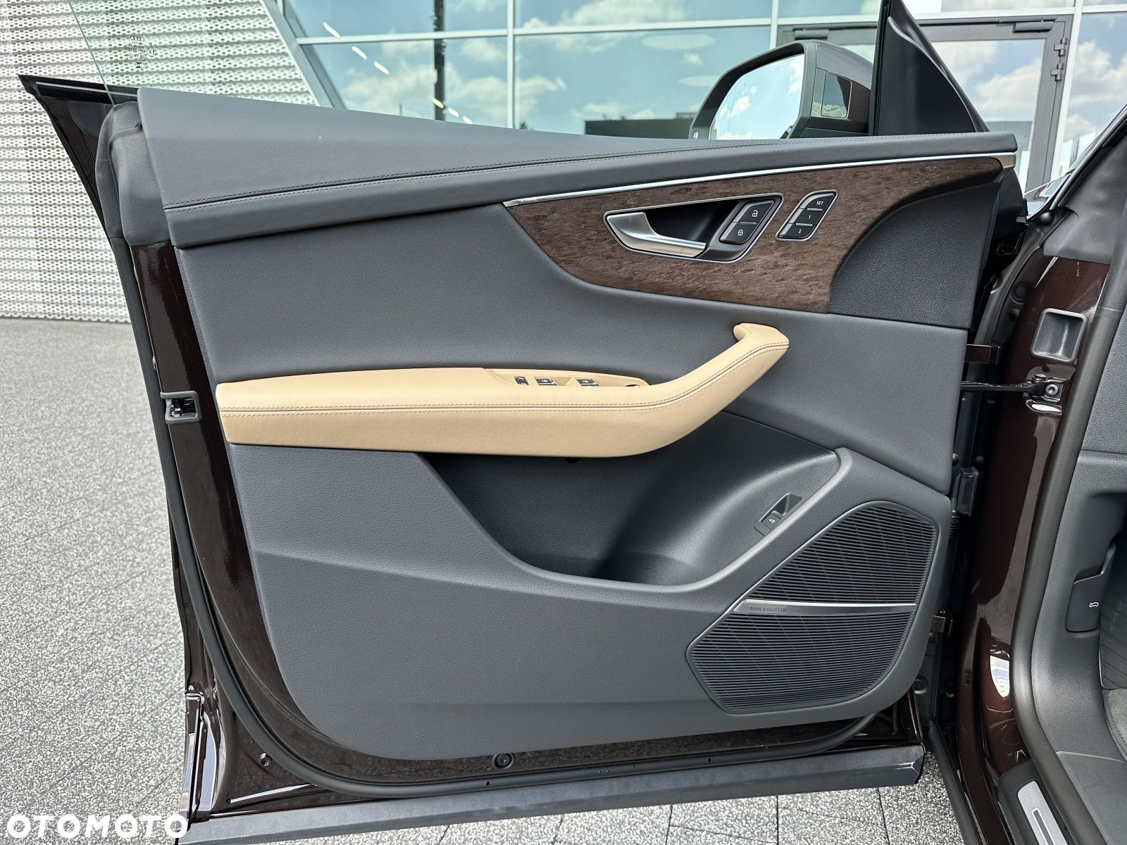 Audi Q8 - 12
