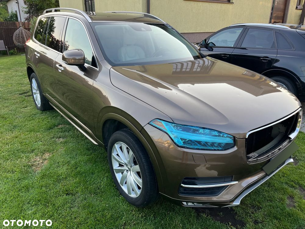 Volvo XC 90 - 2