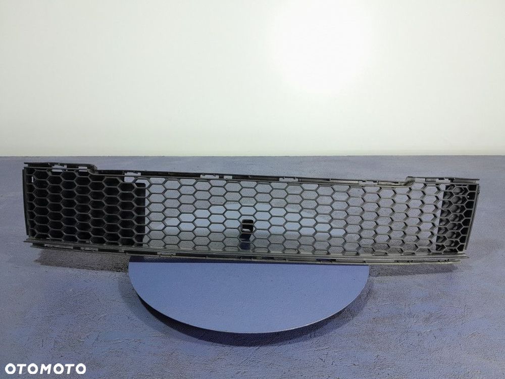 FIAT 500 07- KRATKA ŚRODKOWA ZDERZAK PRZÓD 51797997 - 1