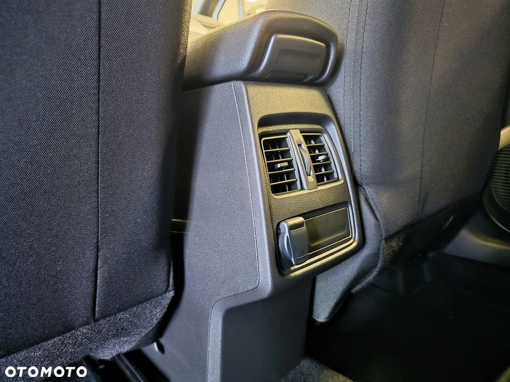 Renault Captur - 19