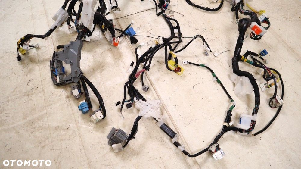 TOYOTA LAND CRUISER 200 4.5 V8 08-11 WIĄZKA INSTALACJA BELKI POD DESKĄ ROZDIELCZĄ  82141-60G22B - 2