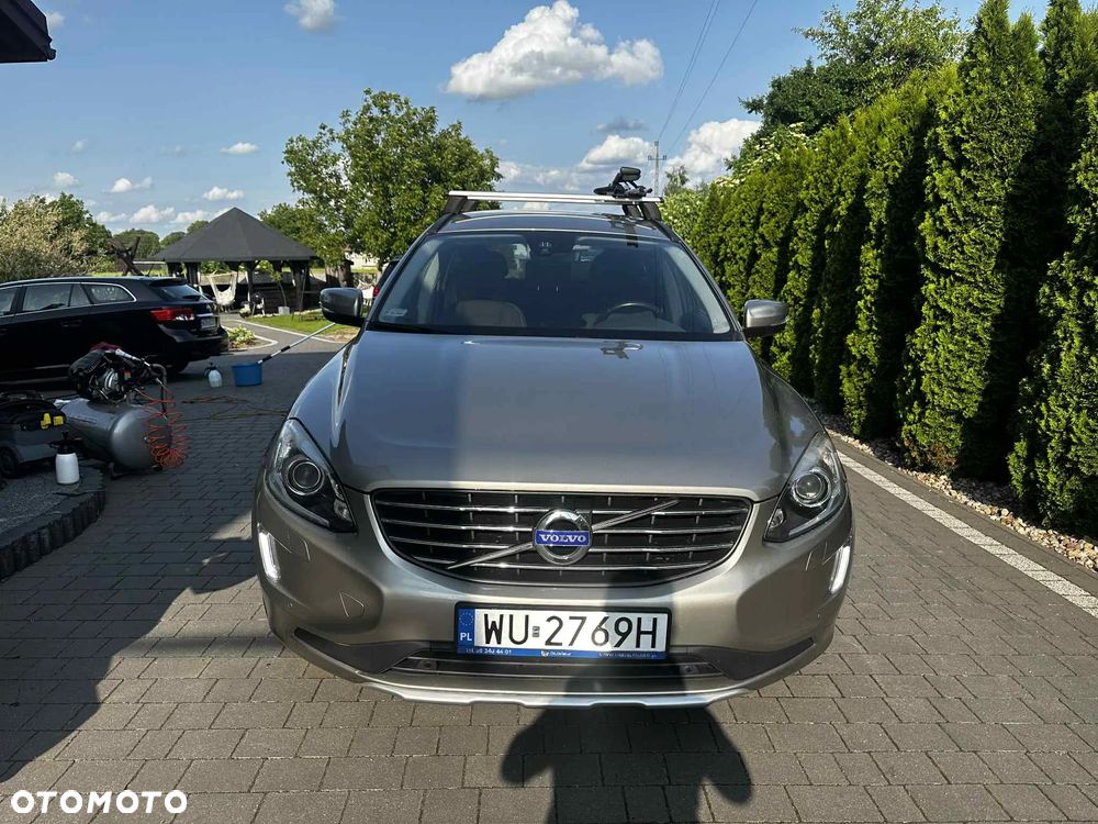 Volvo XC 60 D4 Drive-E Momentum - 4