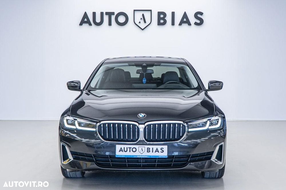BMW Seria 5 530e Aut. Luxury Line - 22