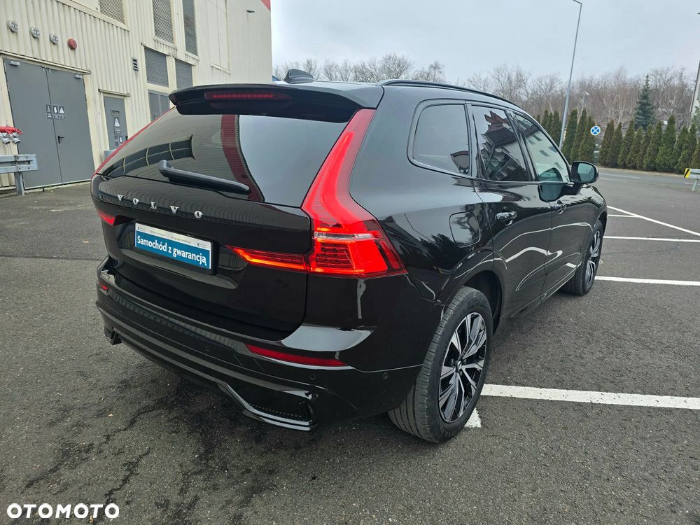 Volvo XC 60 B5 B AWD Ultimate Dark - 8