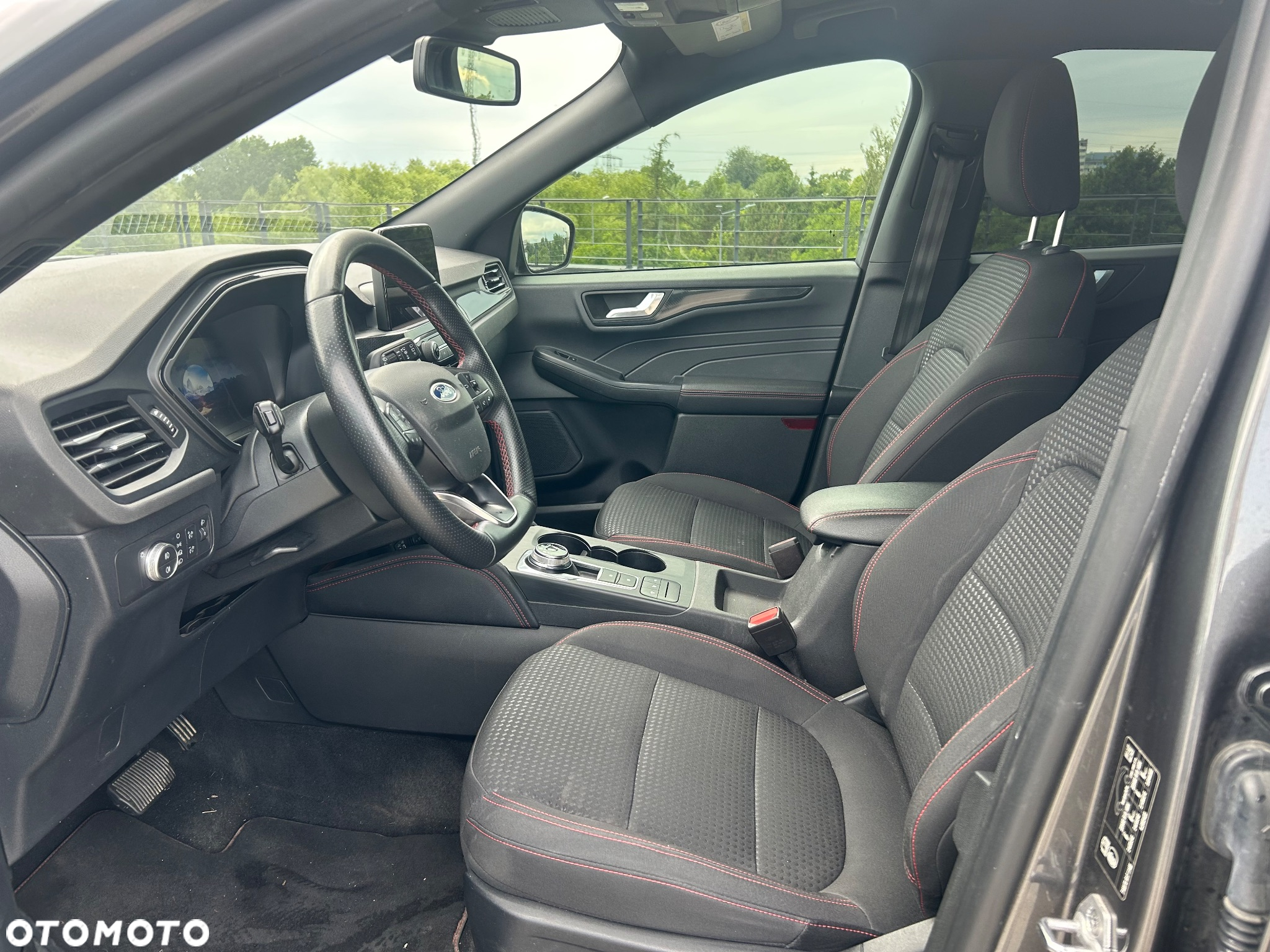 Ford Kuga 2.5 Duratec FHEV ST-LINE - 8
