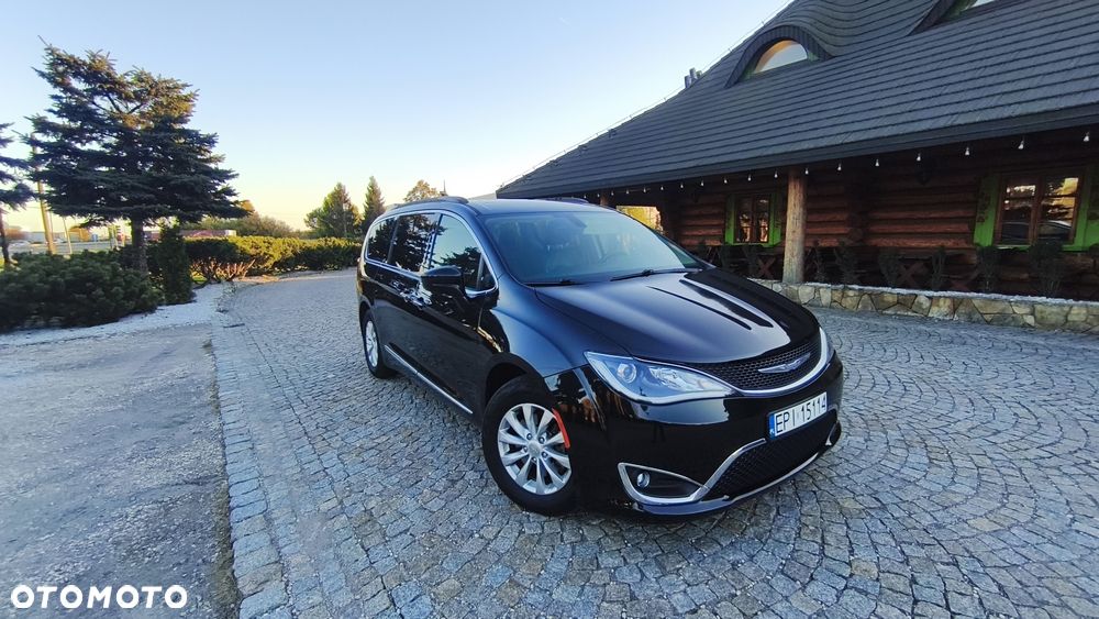Chrysler Pacifica