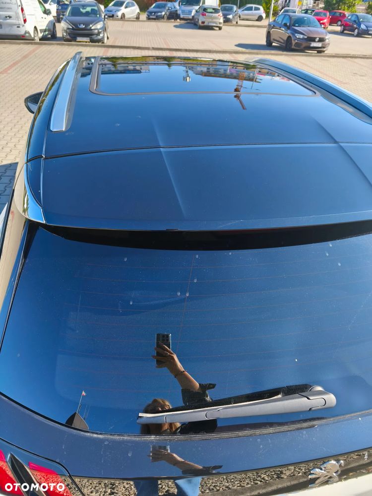 Peugeot 3008 1.2 PureTech Active S&S EAT6 - 6