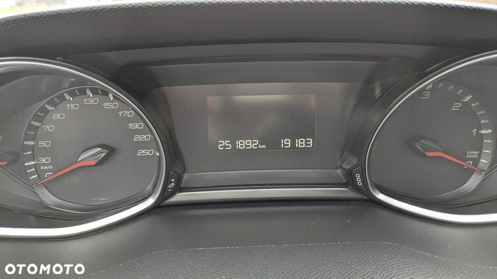 Peugeot 308 - 21