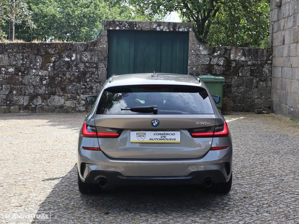 BMW 330 e Aut. M Sport - 3