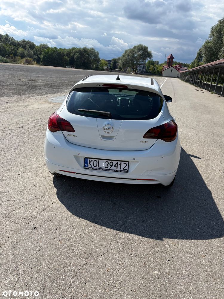 Opel Astra 1.7 CDTI - 4