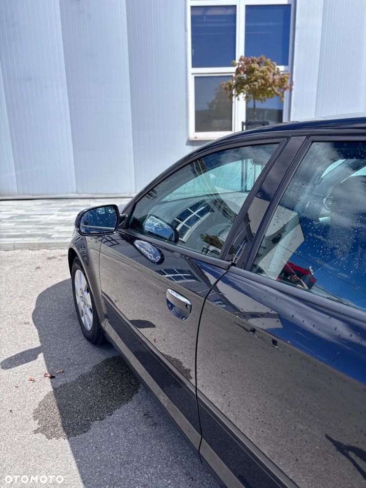 Audi A3 Sportback 1.6 TDI DPF Ambiente - 14