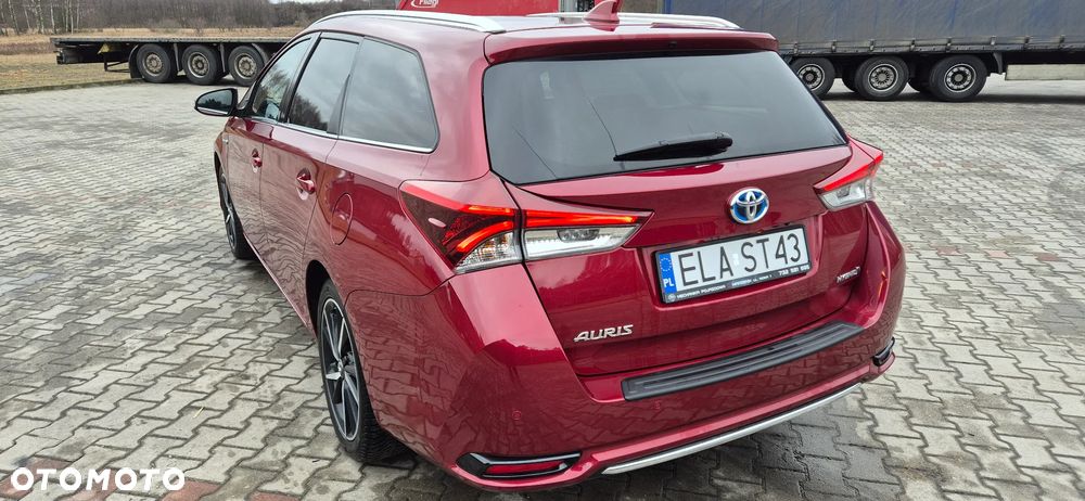 Toyota Auris - 5