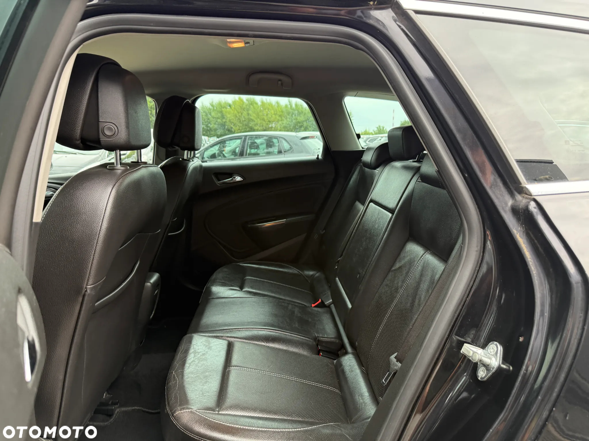 Opel Astra 1.4 EcoFLEX Cosmo - 27