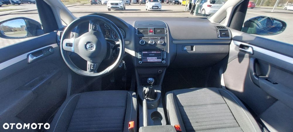 Volkswagen Touran 1.6 TDI DPF BlueMot Comfortline - 12