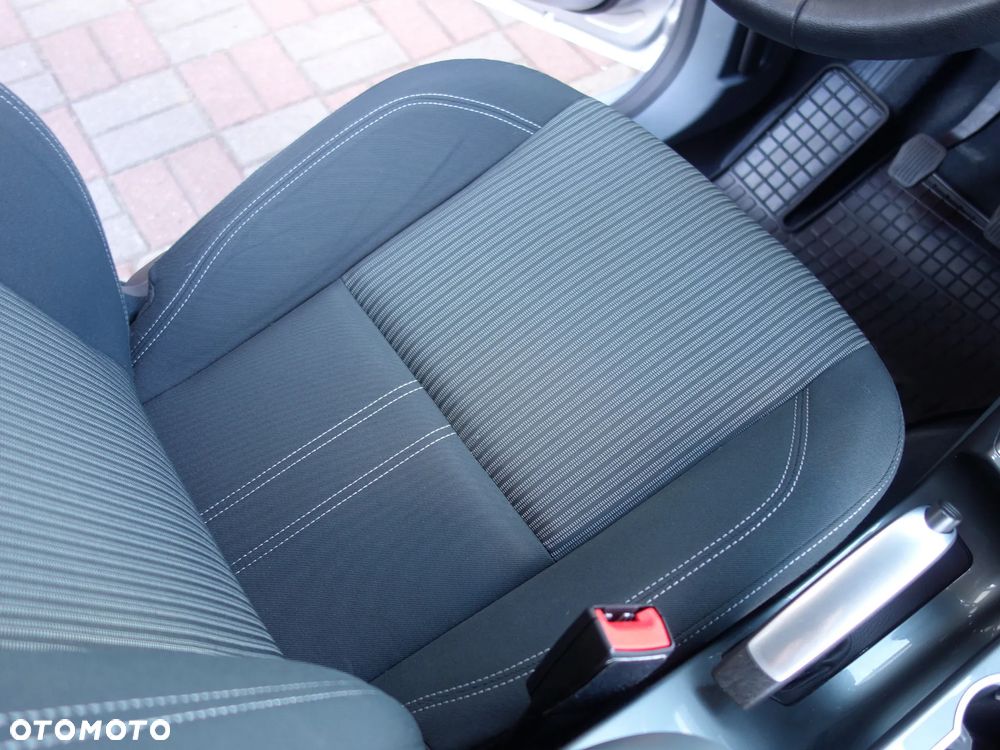 Ford Grand C-MAX 2.0 TDCi Titanium - 22