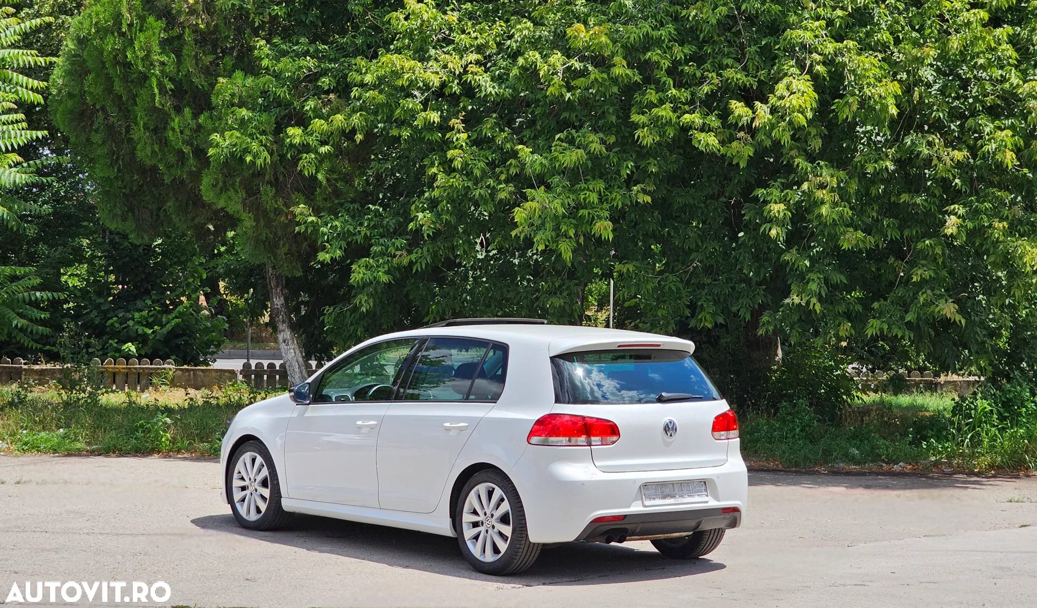 Volkswagen Golf - 12