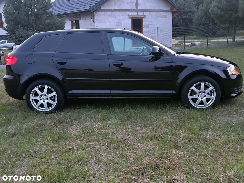 Audi A3 Sportback 1.6 Ambition - 3