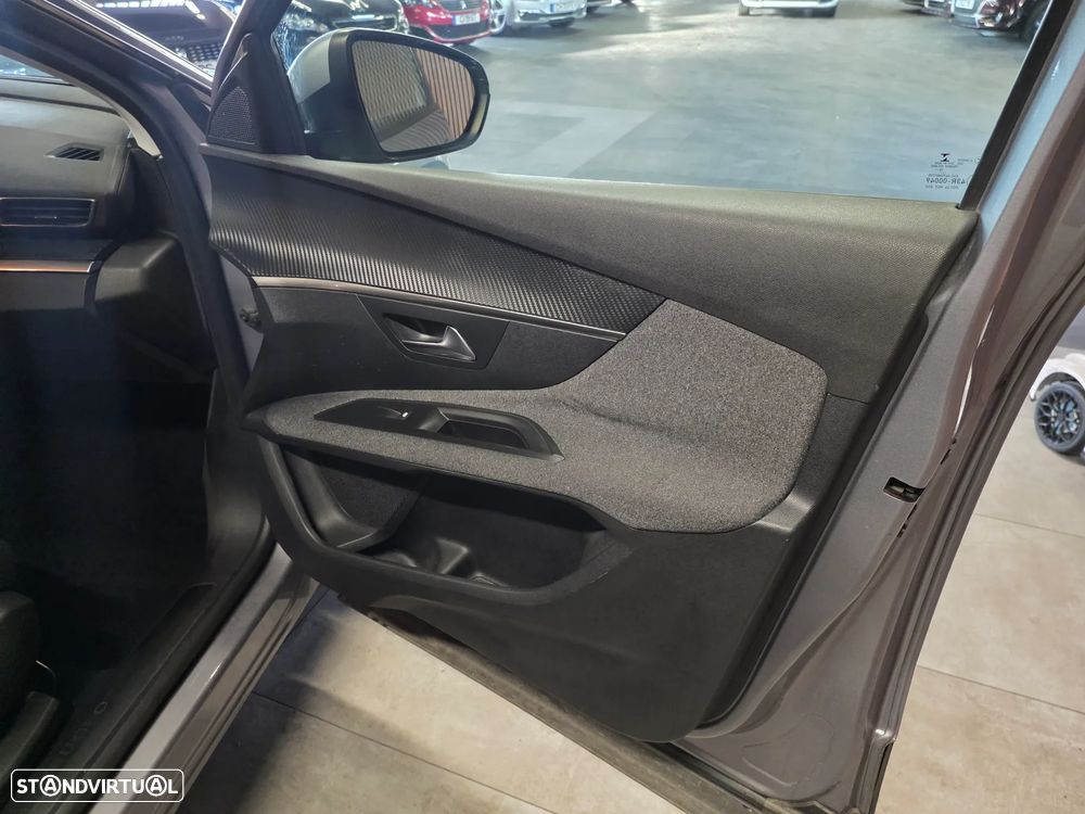 Peugeot 3008 1.5 BlueHDi Active - 21