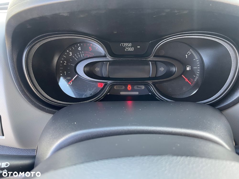 Renault Trafic Long Vivaro Custom T6 Primastar Proace Expert Jumpy - 19