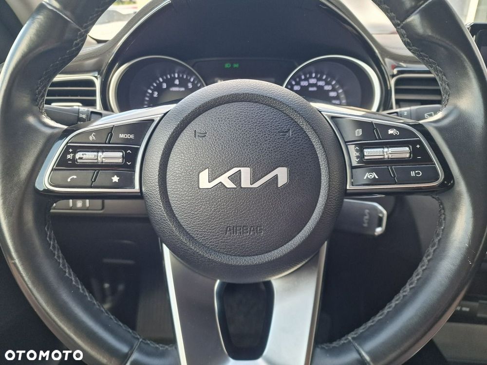 Kia XCeed 1.5 T-GDI Business Line - 34