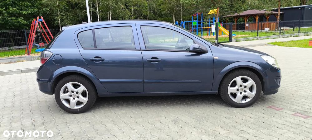 Opel Astra III 1.6 Enjoy - 3