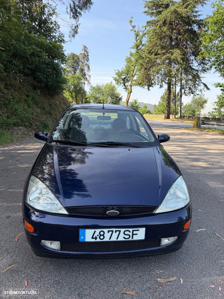 Ford Focus 1.8 TDdi Trend - 4