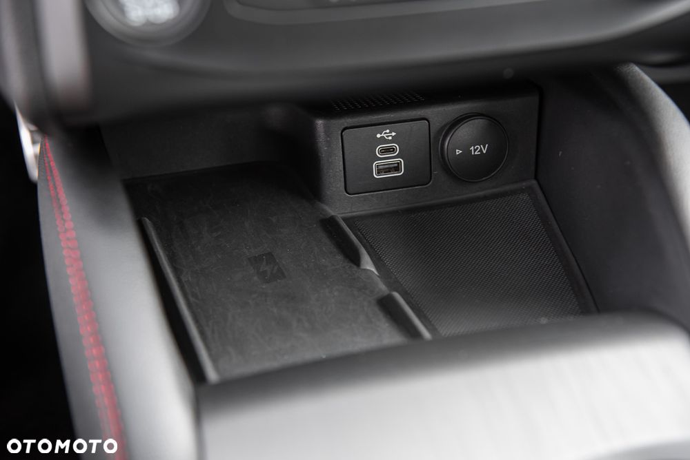 Ford Focus 1.5 EcoBlue Start-Stopp-System ST-LINE - 30