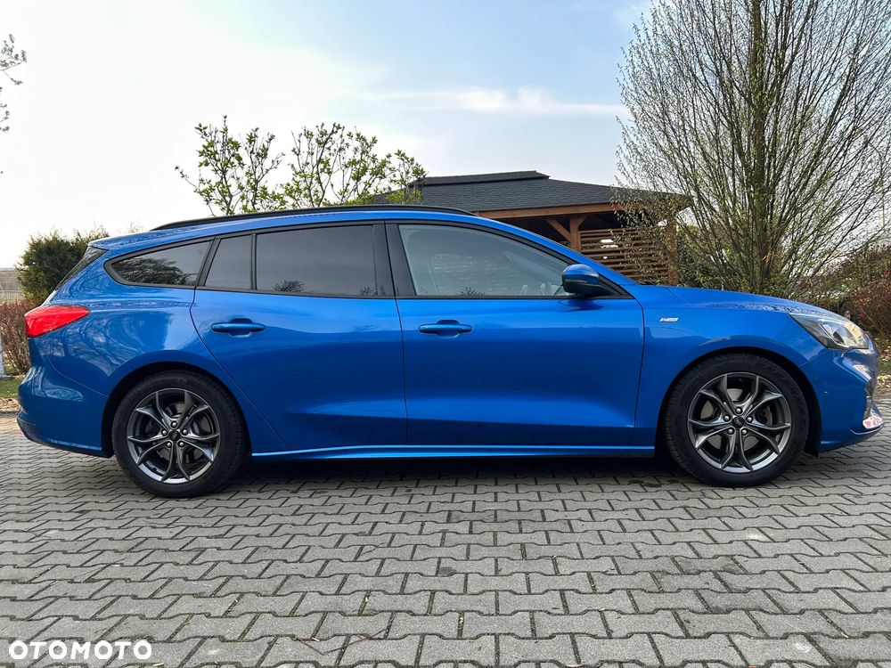 Ford Focus 1.5 EcoBoost ST-Line - 5