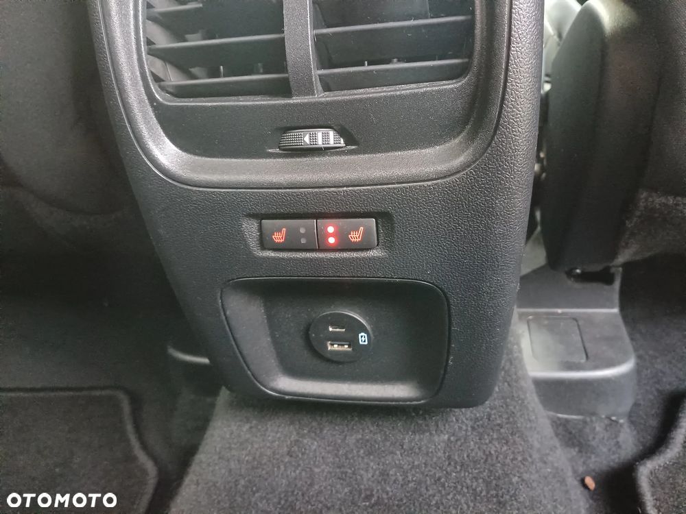 Ford Kuga 2.0 EcoBlue AWD Titanium X - 25
