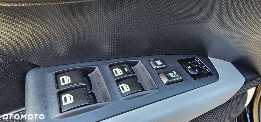 Peugeot 4007 HDI FAP 7-Sitzer Platinum - 18