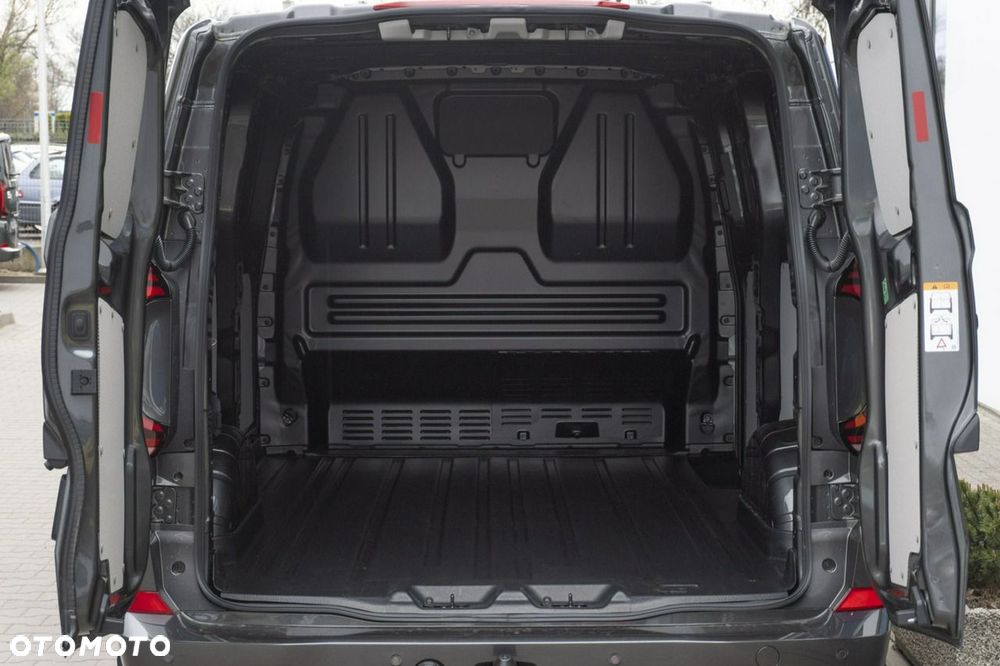 Volkswagen Transporter - 11