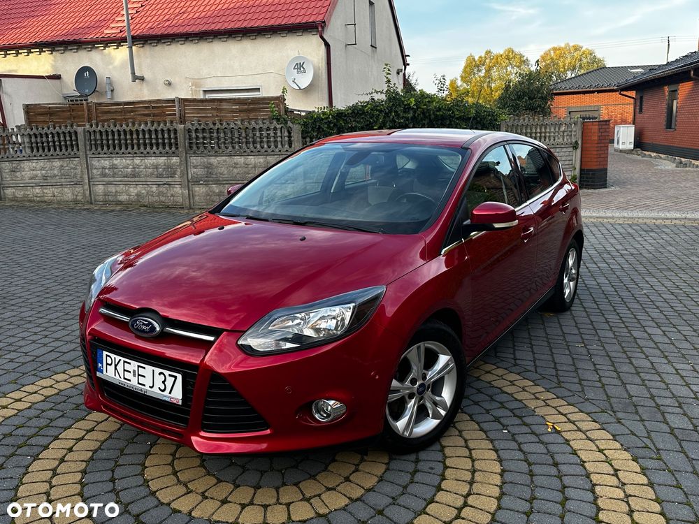 Ford Focus 2012 photo 2