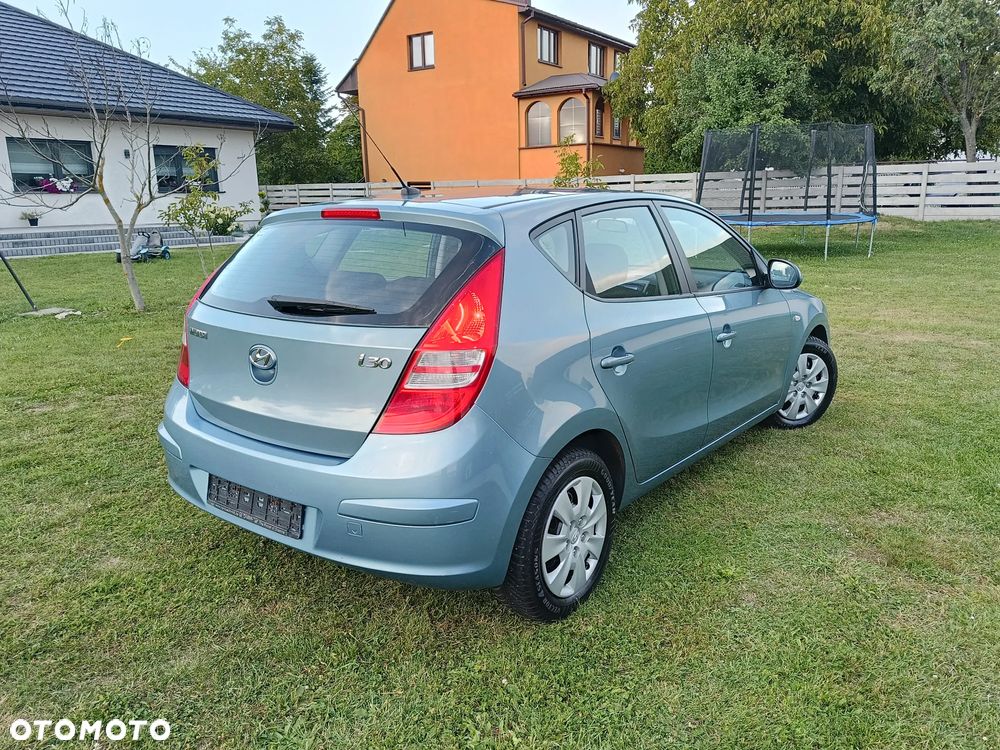 Hyundai i30 1.6 blue Comfort - 3