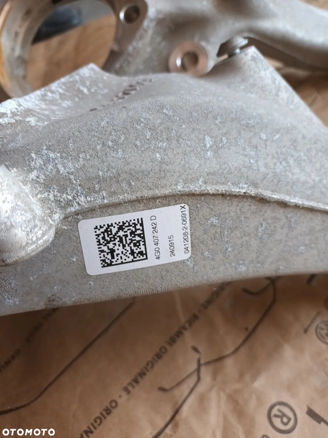 Audi A5 8T A6 C7 4G A4 Zwrotnica PRZÓD Lewa Prawa 4G0407241D 4G0407242D 24km - 9
