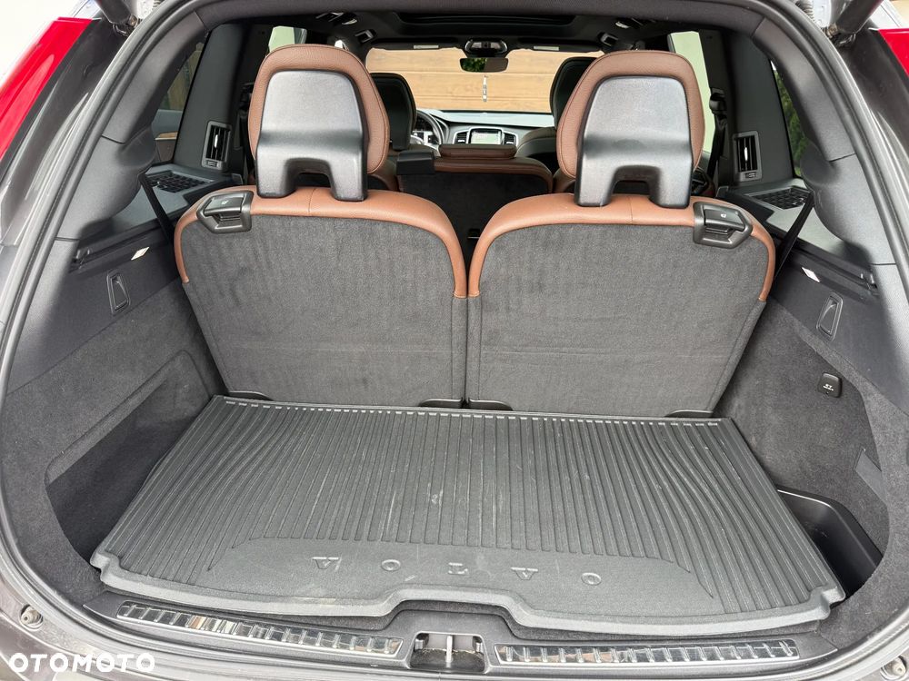 Volvo XC 90 - 17