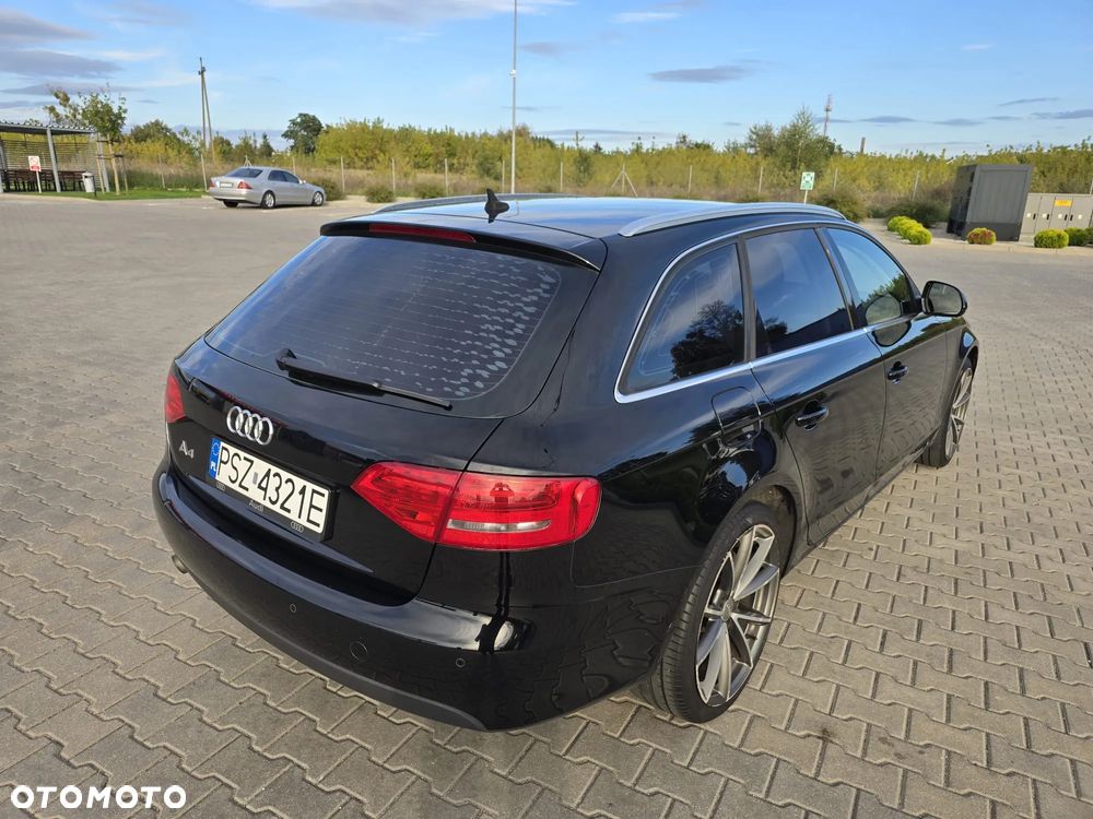 Audi A4 Avant 1.8 TFSI Ambiente - 8